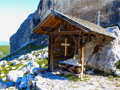 003-Bergkapelle der Tuckett-Huette